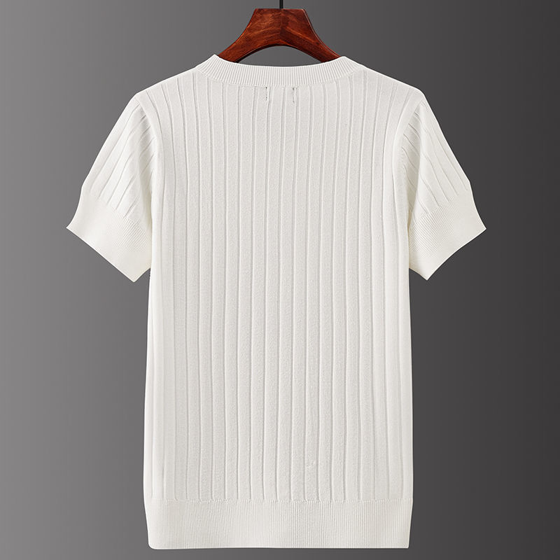 Basic Yet Versatile Stretch Tee