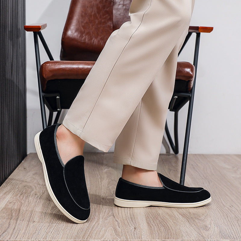 Classy Men’s Sneakers – Flat Heel